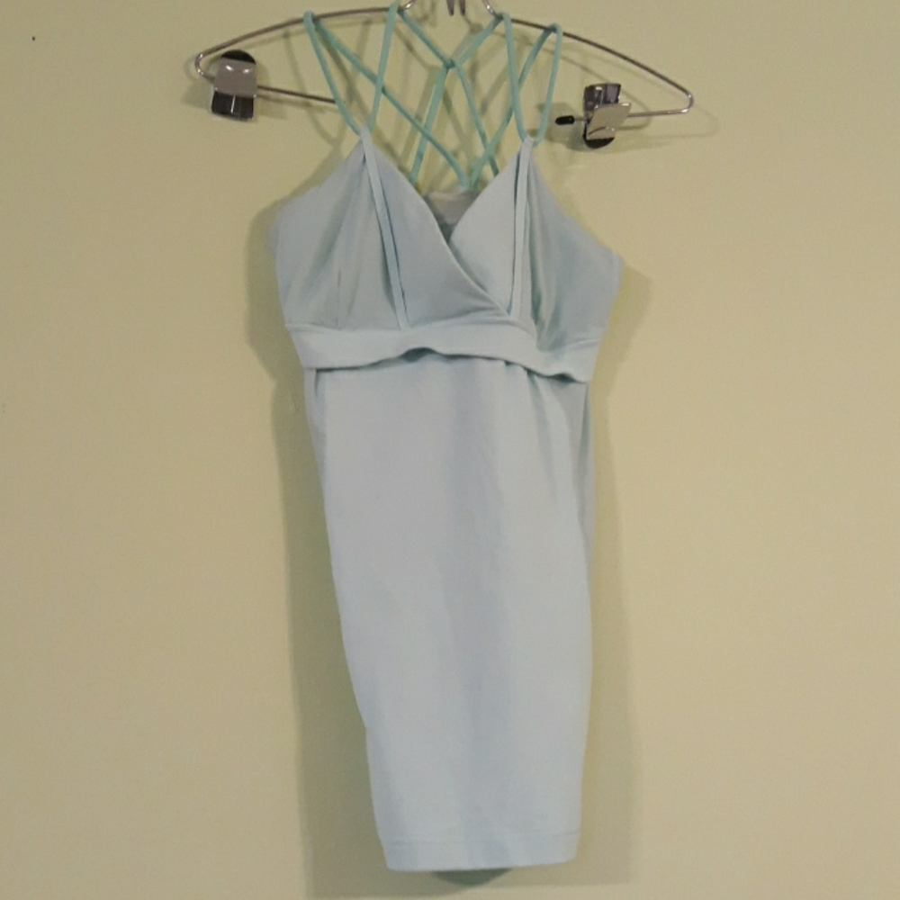 Lululemon sports tank size 6
